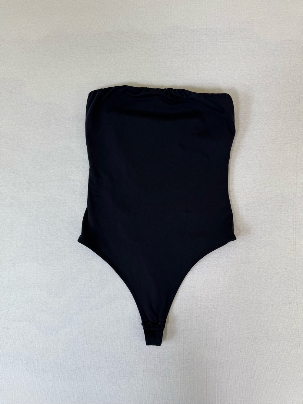 Aritzia Babaton Contour Strapless Bodysuit